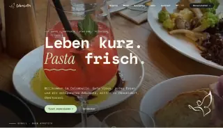 Startseite von Colombella mit Aperitivo, Pasta und der Headline Leben kurz, Pasta frisch